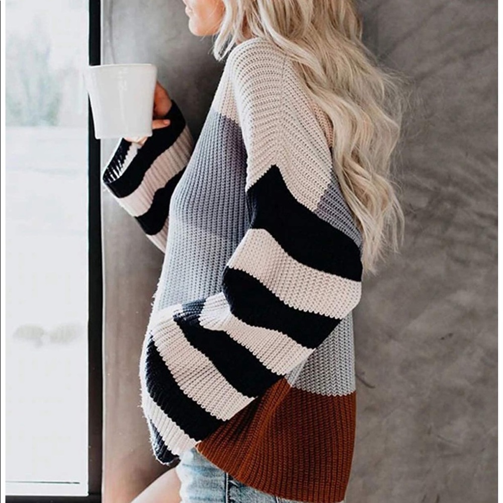 Multi Colored Sweater - Picture 2 of 14